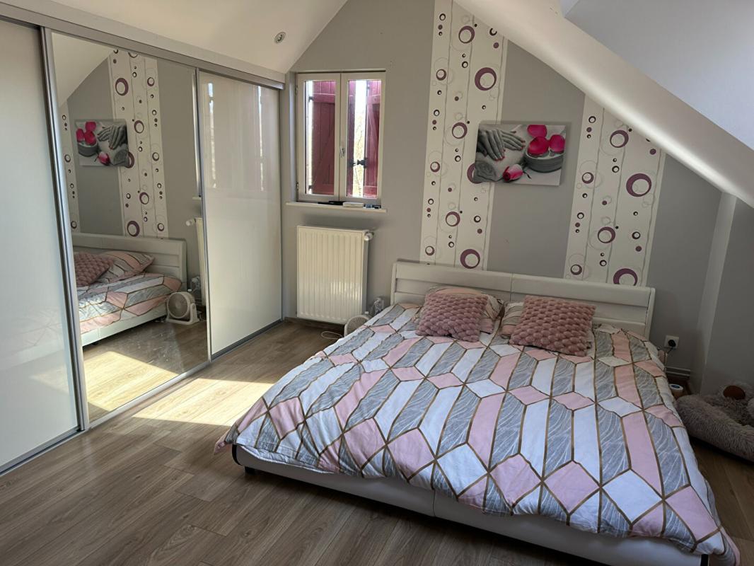 LA FERTE-BERNARD Maison  5 pièce(s) 129 m2 8