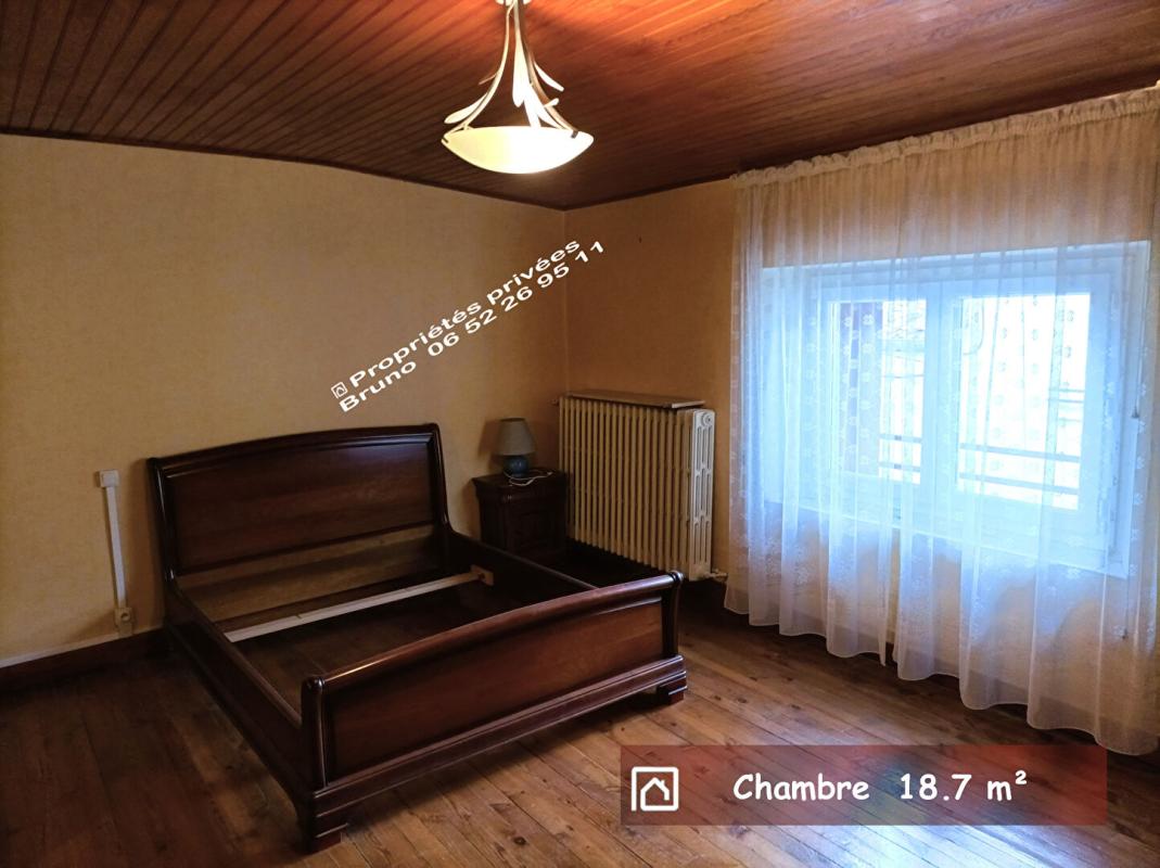 COUIZA Maison De Village 5 pièces avec cour intérieure - COUIZA 11