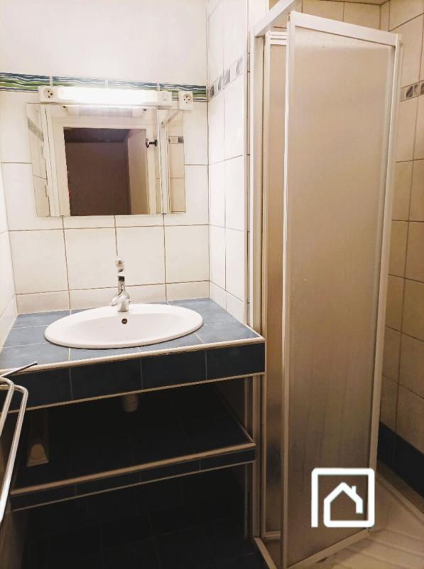 COUIZA Maison De Village 5 pièces avec cour intérieure - COUIZA 12