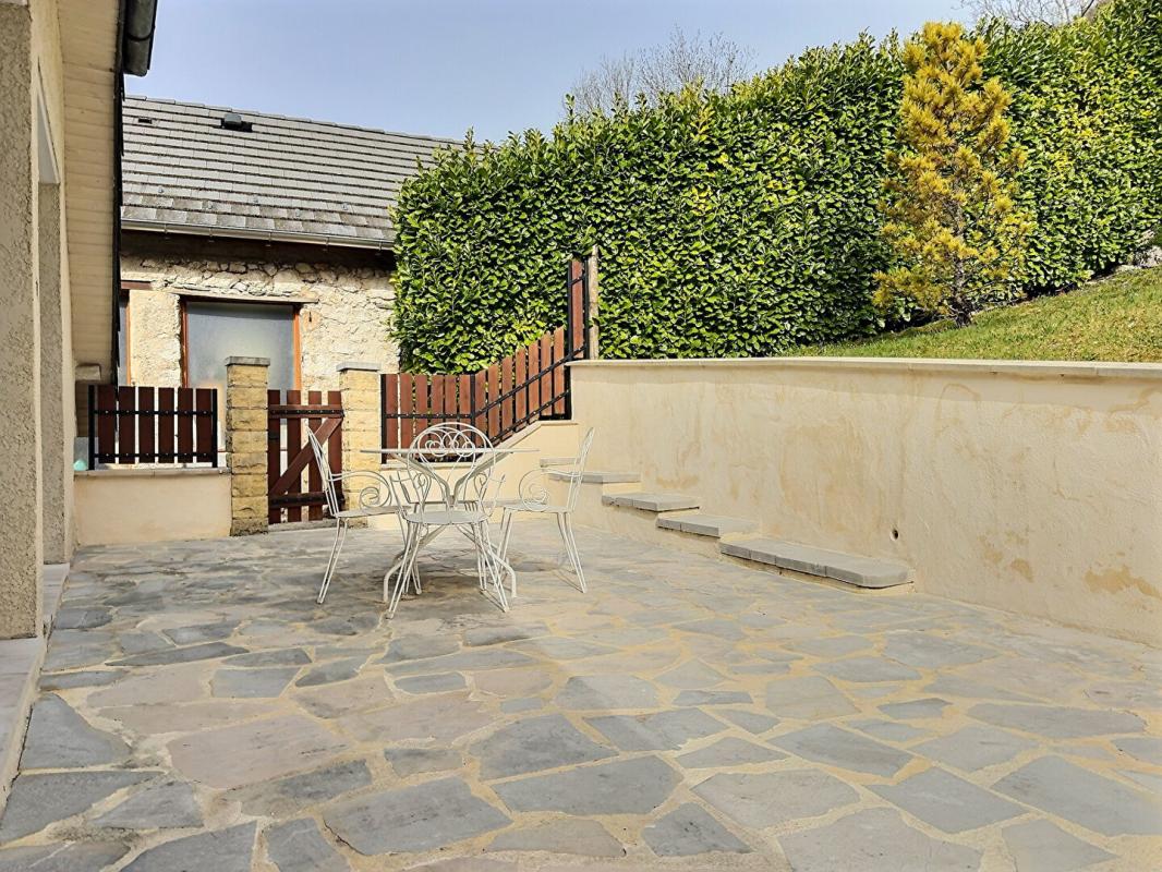 VEREL-PRAGONDRAN Propriété de charme avec piscine, composée de deux maisons indépendantes sur 2800m2 de terrain 10