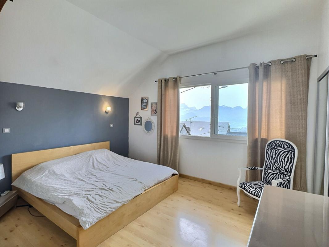 VEREL-PRAGONDRAN Propriété de charme avec piscine, composée de deux maisons indépendantes sur 2800m2 de terrain 12