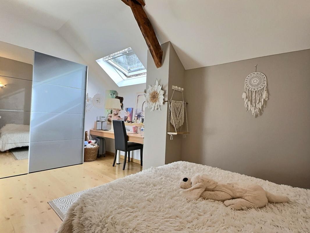 VEREL-PRAGONDRAN Propriété de charme avec piscine, composée de deux maisons indépendantes sur 2800m2 de terrain 13