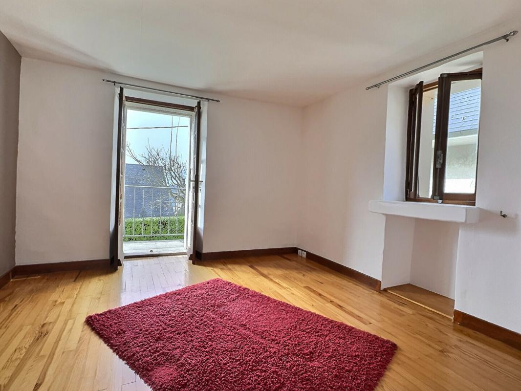 VEREL-PRAGONDRAN Propriété de charme avec piscine, composée de deux maisons indépendantes sur 2800m2 de terrain 16