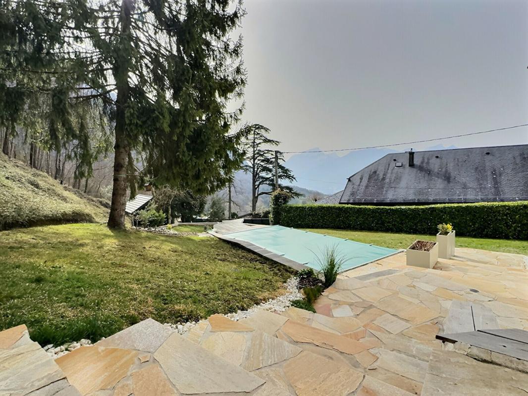 VEREL-PRAGONDRAN Propriété de charme avec piscine, composée de deux maisons indépendantes sur 2800m2 de terrain 3