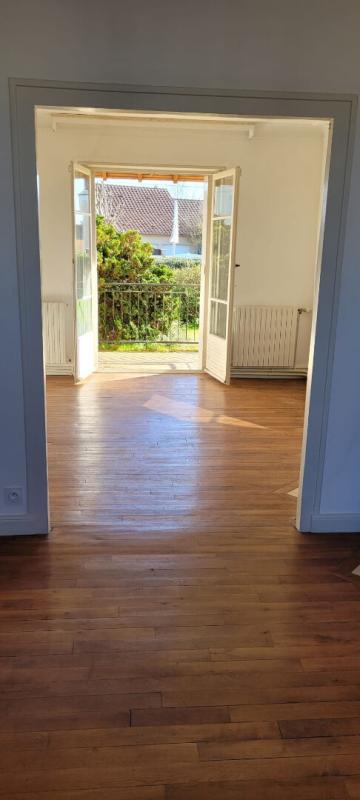 DEOLS BELLE MAISON DES ANNEES 30 12