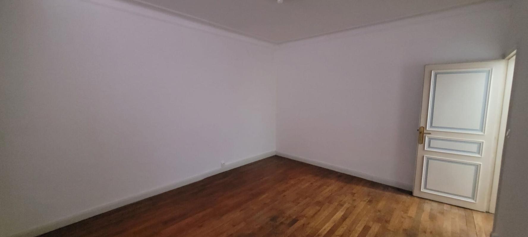 DEOLS BELLE MAISON DES ANNEES 30 16