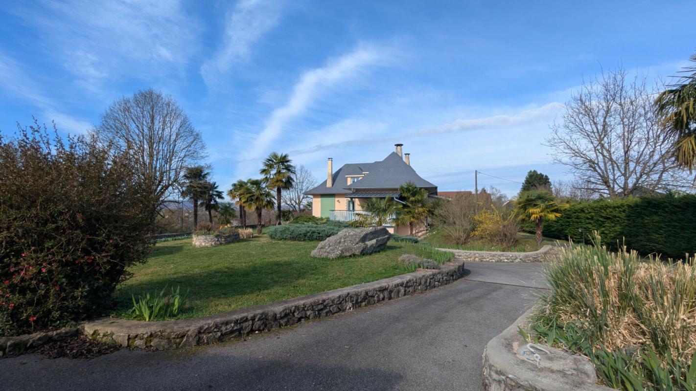 DOMESSIN Maison Domessin 5 pièce(s) 141m2 1