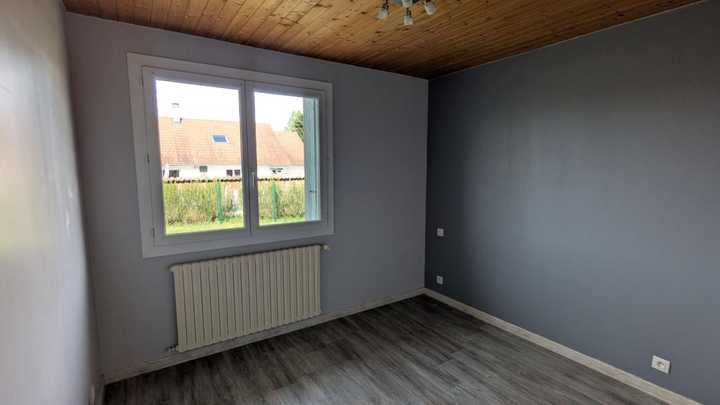 DOMESSIN Maison Domessin 5 pièce(s) 141m2 5