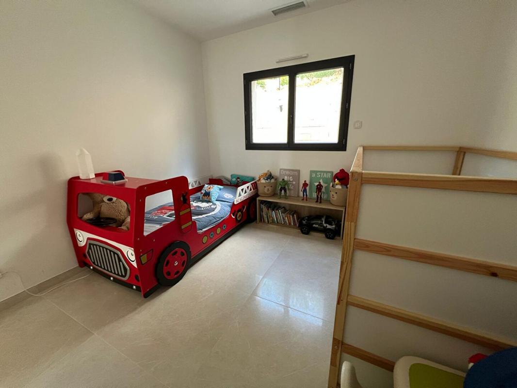 CLERMONT-L'HERAULT Très belle villa moderne dans les hauts de clermont 11