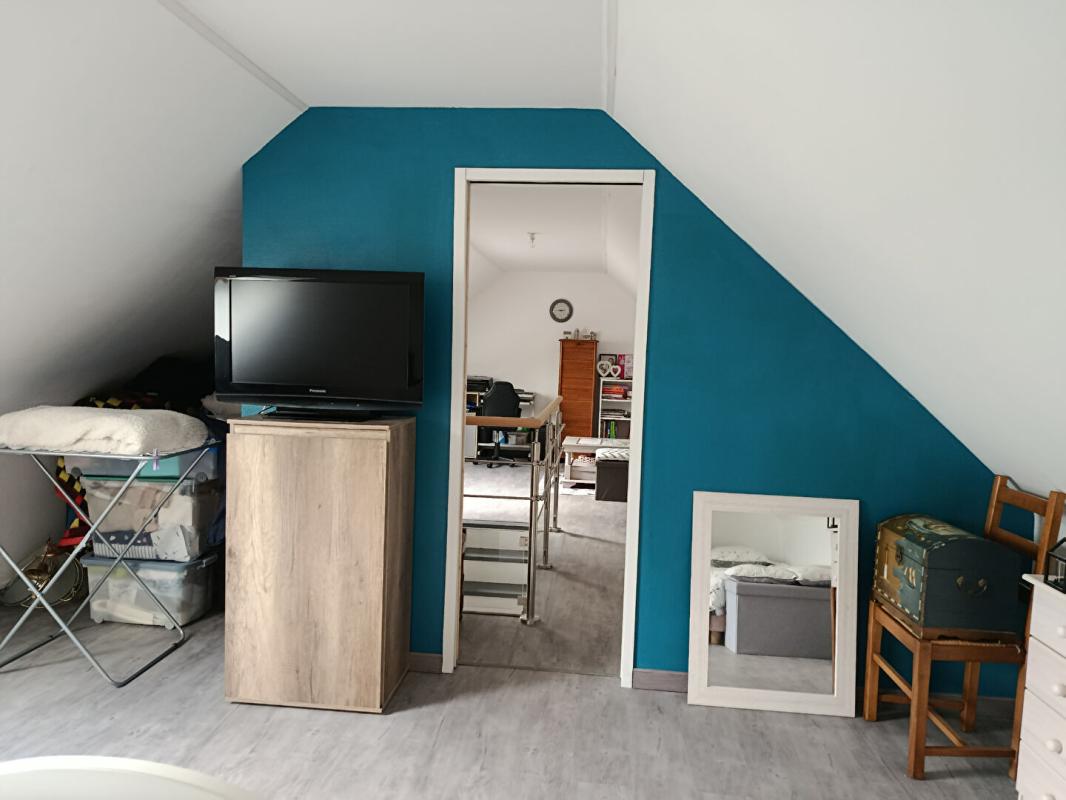 CARHAIX-PLOUGUER Maison 129 M2  4 chambres 14