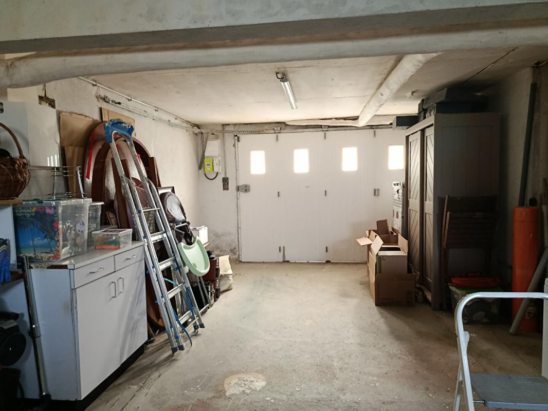 CARHAIX-PLOUGUER Maison 129 M2  4 chambres 5