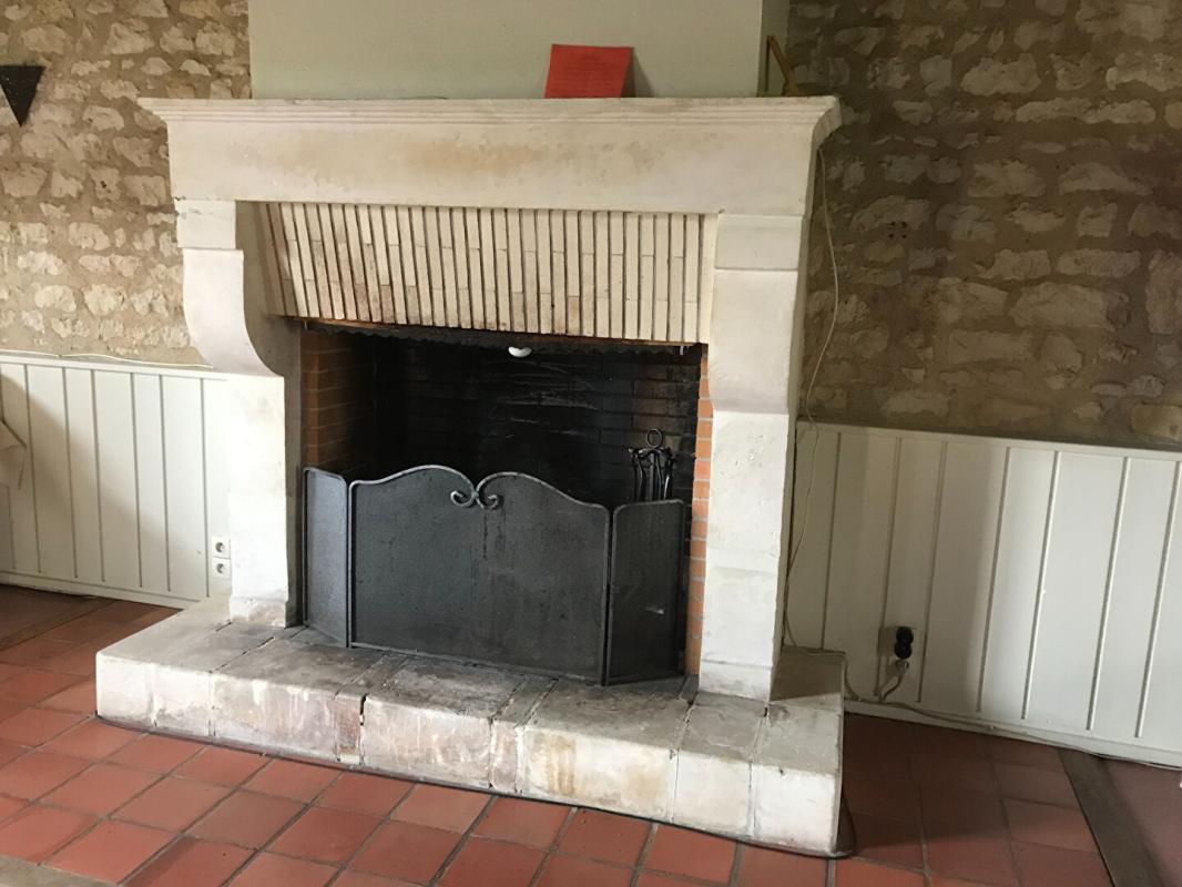 LA CAILLERE-SAINT-HILAIRE Maison 8 chambres sur 2846 m² de terrain 12