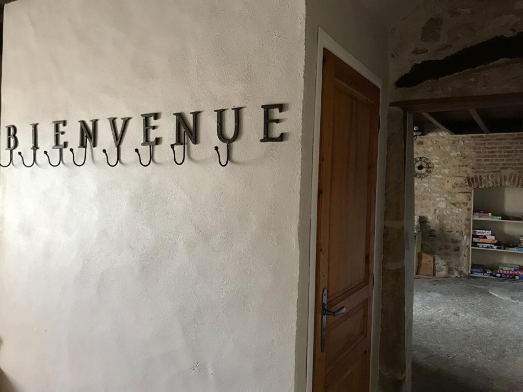 LA CAILLERE-SAINT-HILAIRE Maison 8 chambres sur 2846 m² de terrain 13