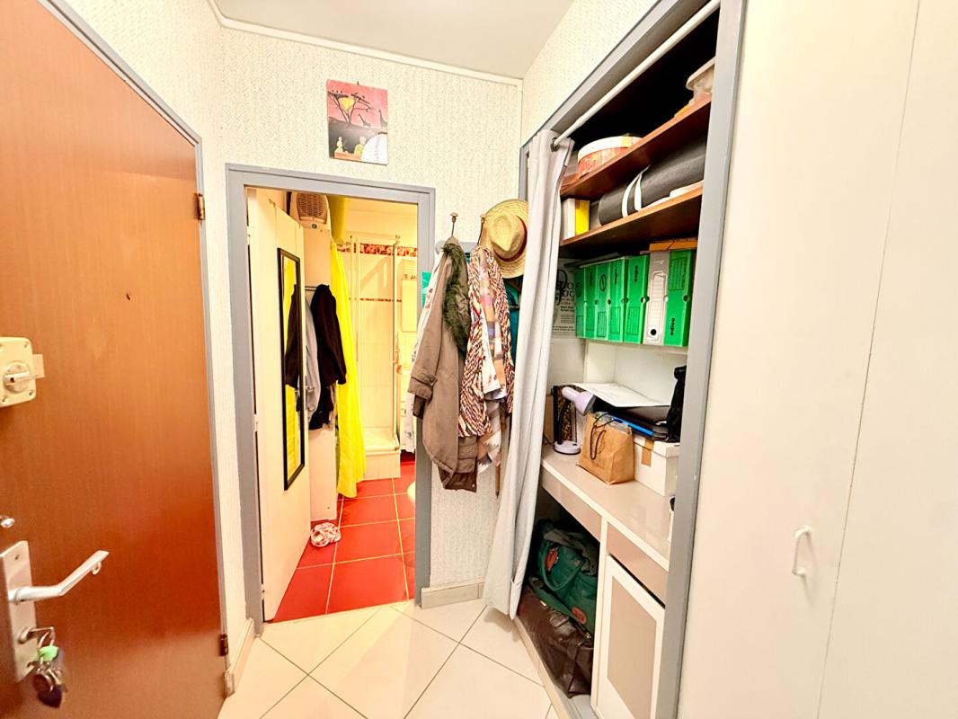 AUXERRE Au coeur d'Auxerre dans une résidence sécurisée avec gardien Appartement 2 pièce(s) 10