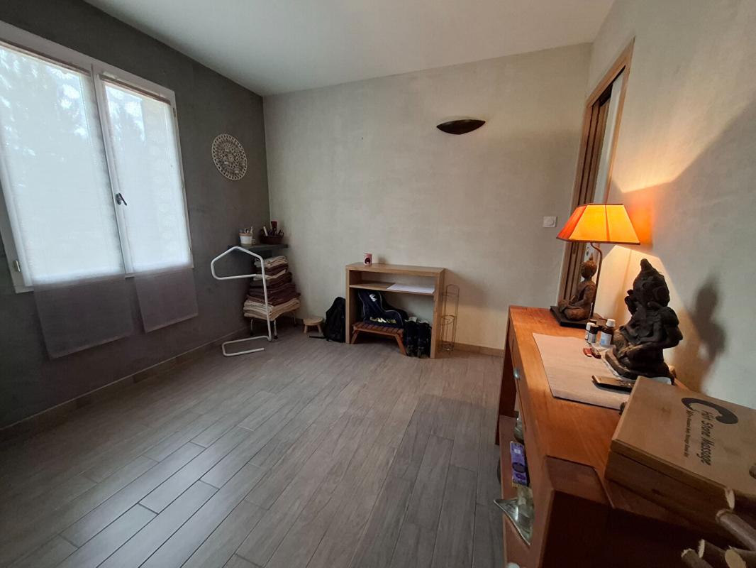 AUREL SAULT (84390)  VILLA 200 m², 5 CHAMBRES AVEC GÎTE ET PISCINE INTÉRIEURE, GARAGE, TERRAIN 1700 M² 13