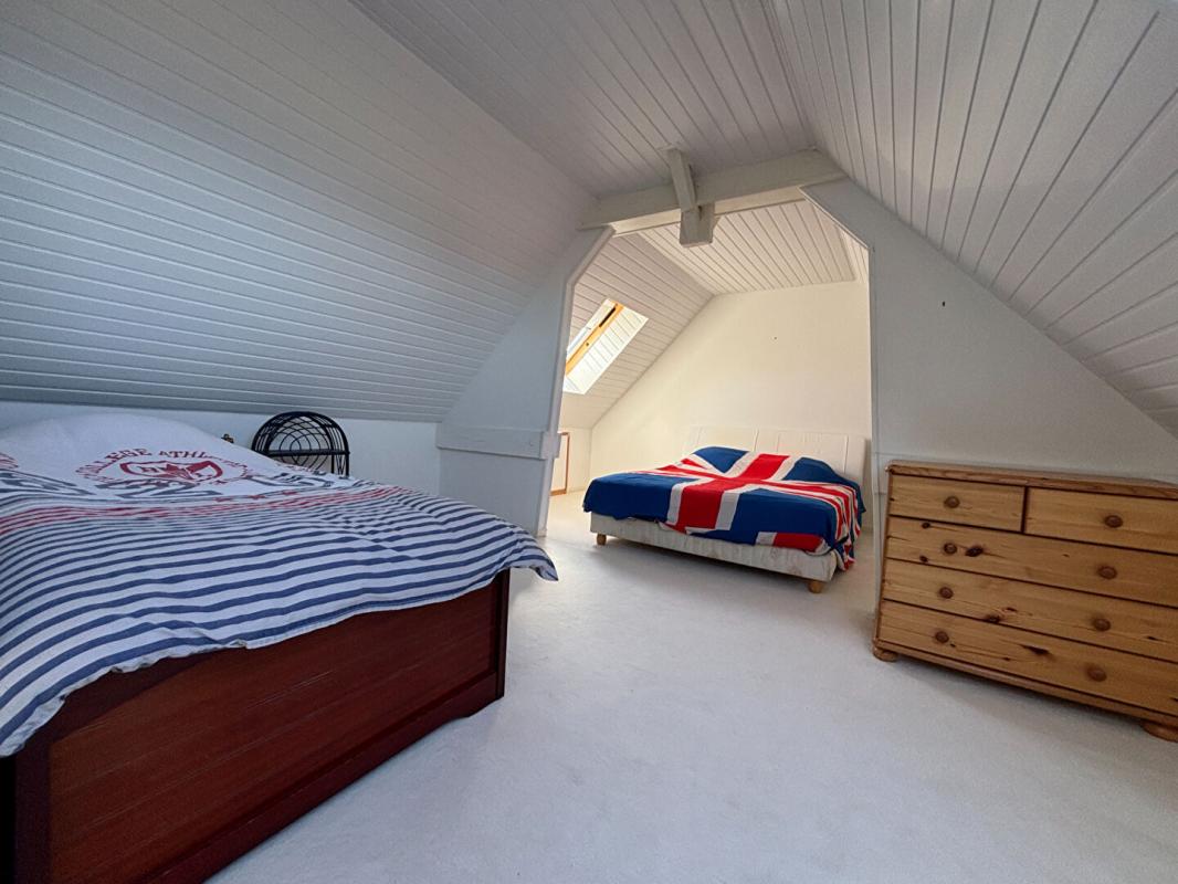 SAINT-CAST-LE-GUILDO Maison Saint Cast Le Guildo 6 pièce(s) 179 m2 11