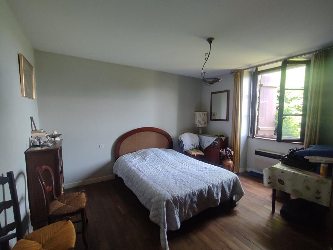 NOYAL-PONTIVY Maison traditionnelle de 163 m2 et ses dépendances 9