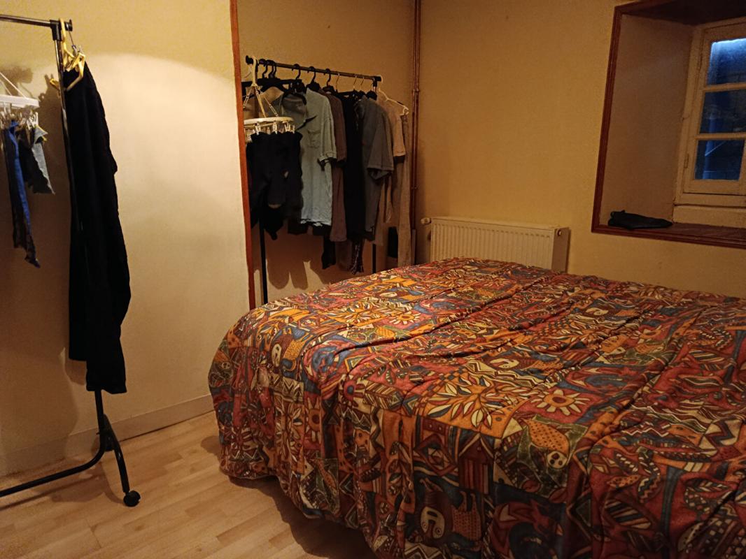 POULLAOUEN maison 140M2  2 chambres 11