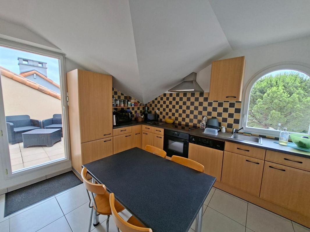 LA HAIE-FOUASSIERE Appartement meublé La Haie Fouassière 2 P. 50.75M². Balcon 3