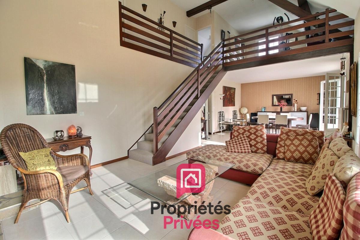 CEPOY CEPOY PROCHE MONTARGIS - A VENDRE MAISON de 130 m2 - 6 PIECES - SOUS-SOL TOTAL - TERRAIN 1311 m2 3