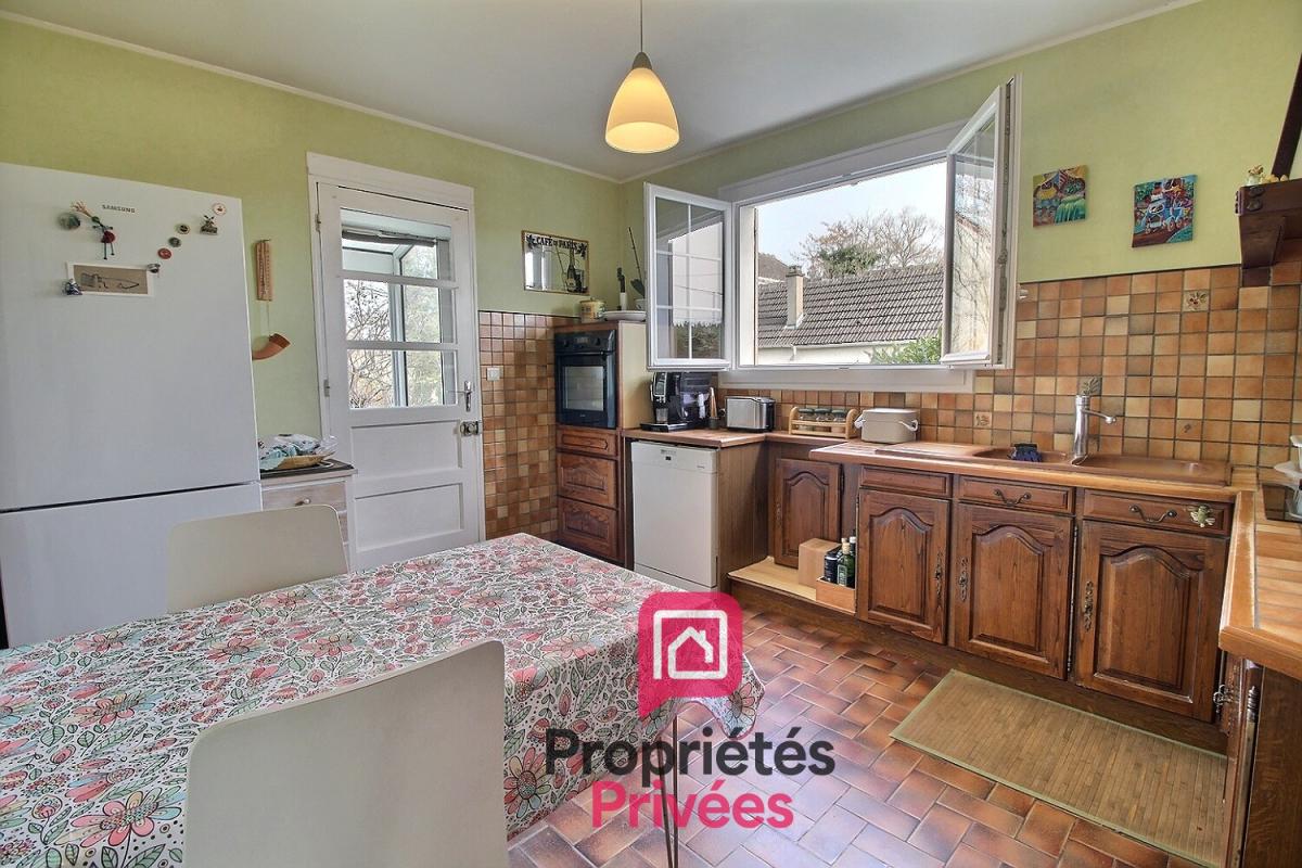 CEPOY CEPOY PROCHE MONTARGIS - A VENDRE MAISON de 130 m2 - 6 PIECES - SOUS-SOL TOTAL - TERRAIN 1311 m2 5