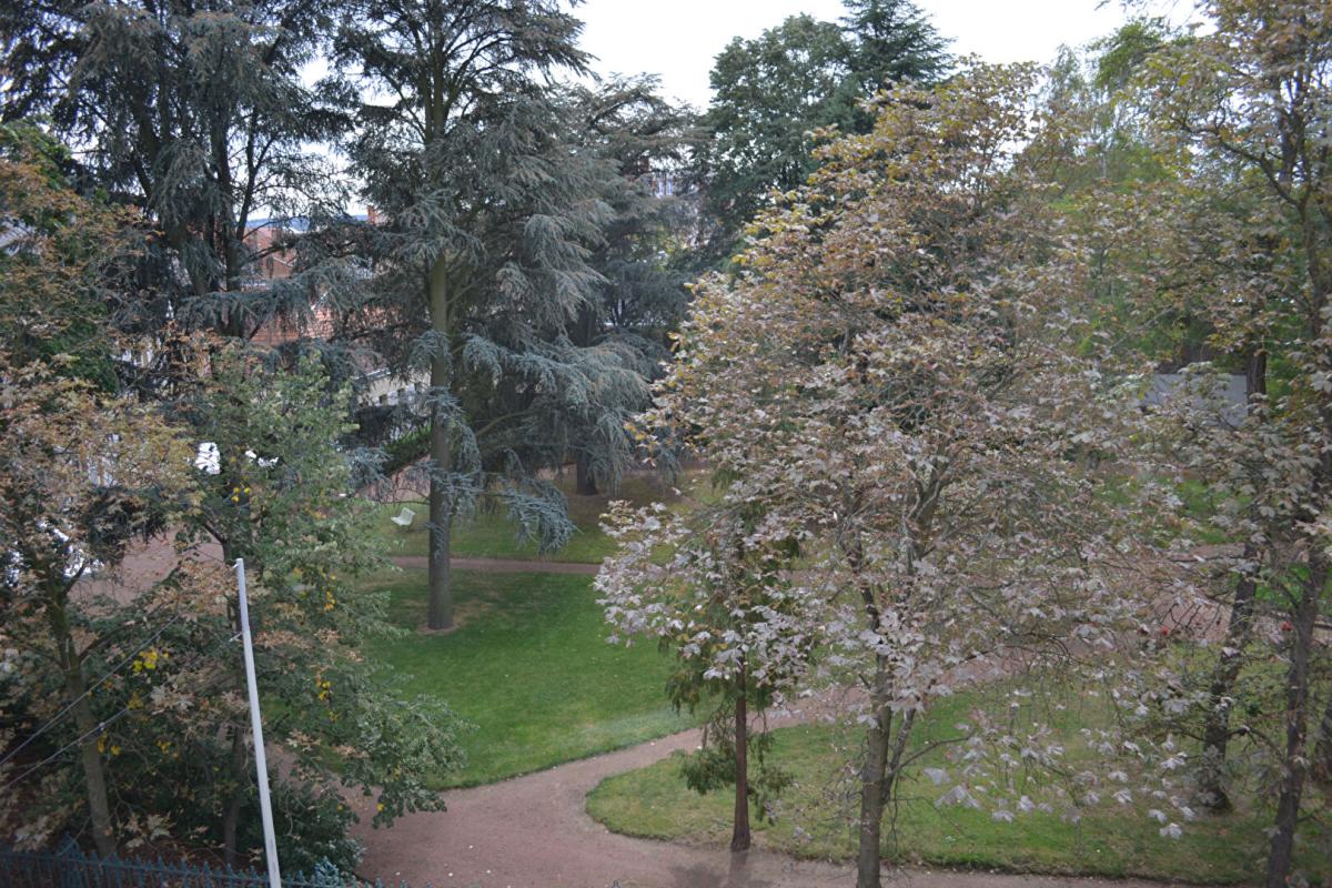 ROANNE ROANNE  -  APPARTEMENT T4  Hausmmanien 9