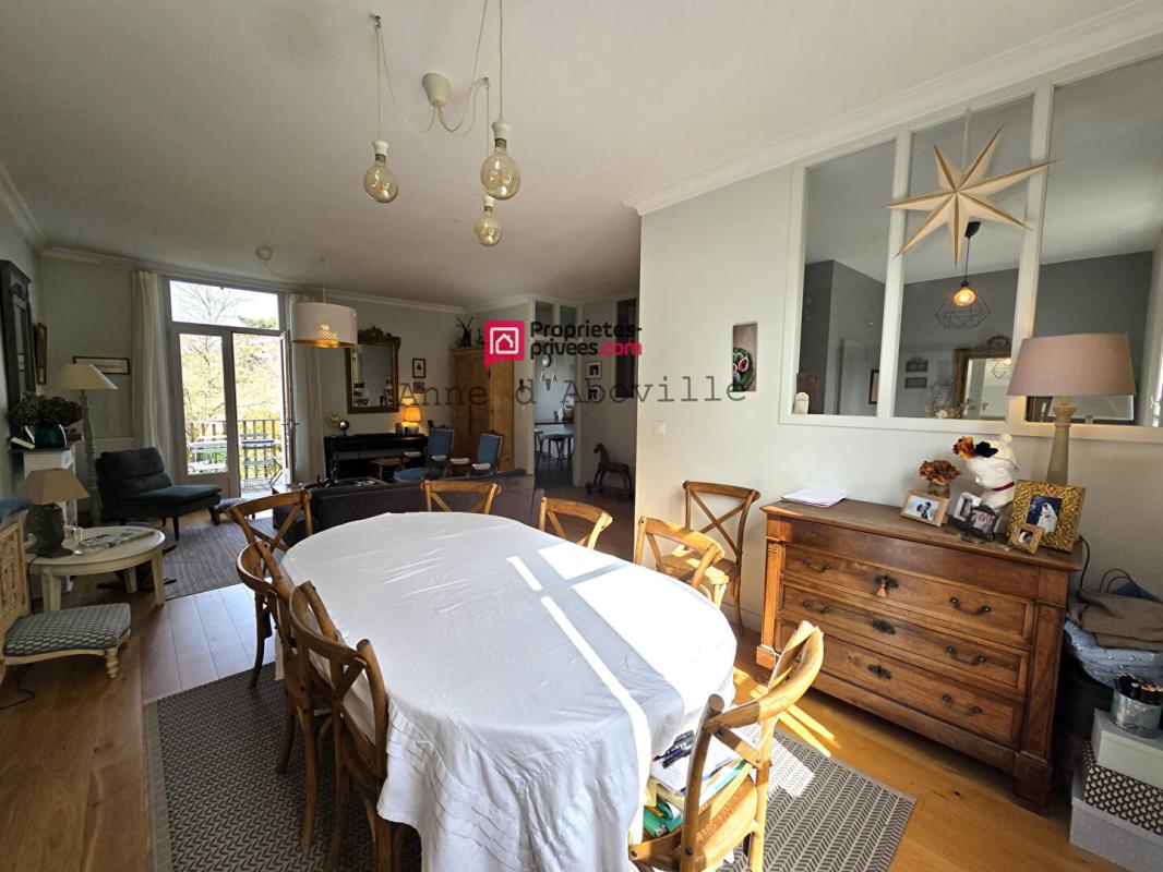 TASSIN-LA-DEMI-LUNE Maison  169 m2 2