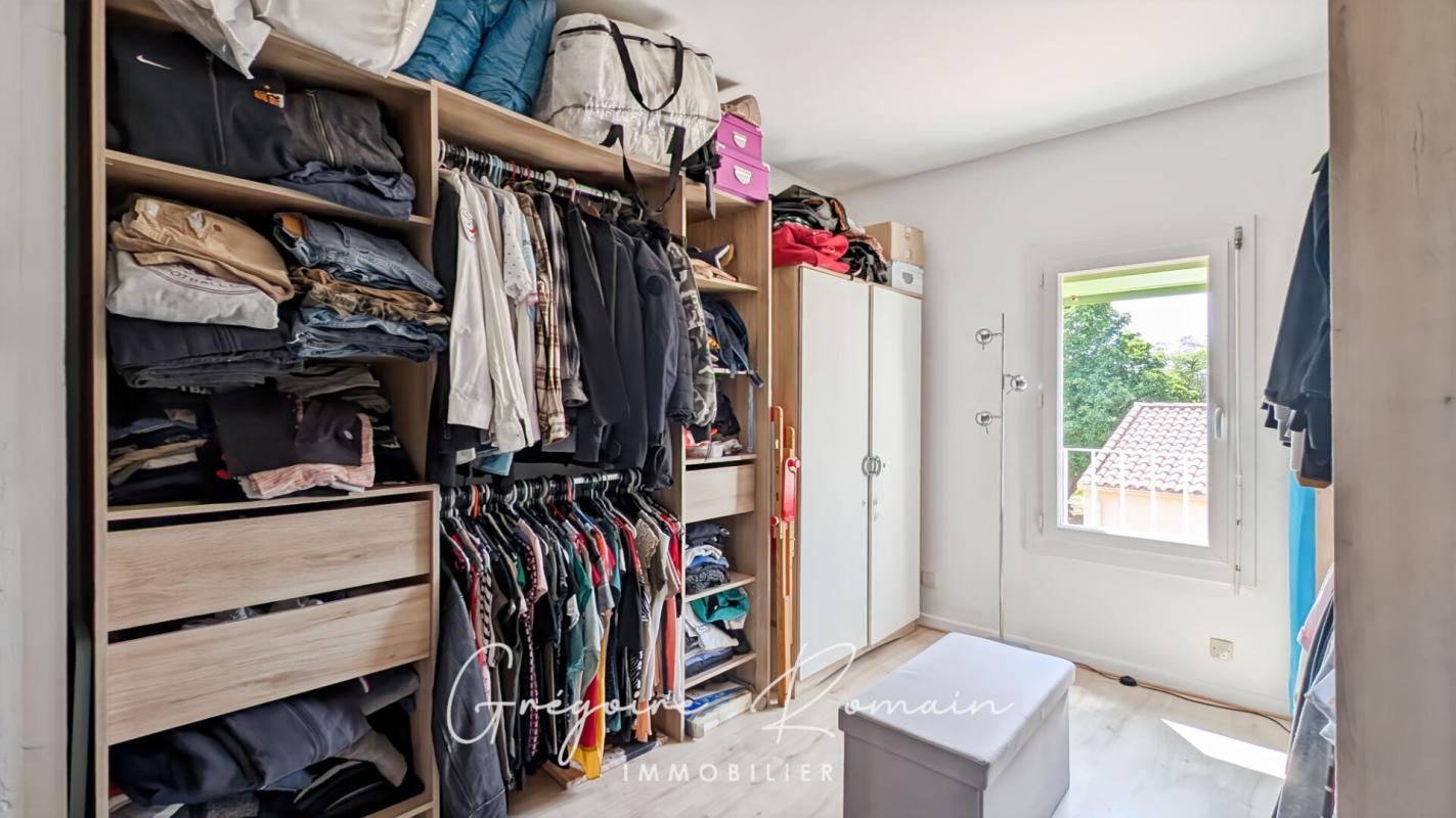 SAINT-CHAMAS Maison Saint Chamas 5 pièces 122 m2 11