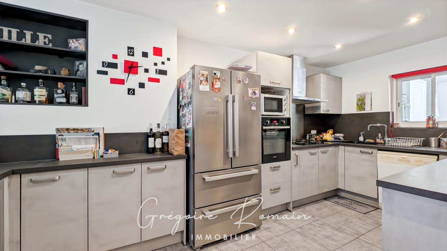 SAINT-CHAMAS Maison Saint Chamas 5 pièces 122 m2 8