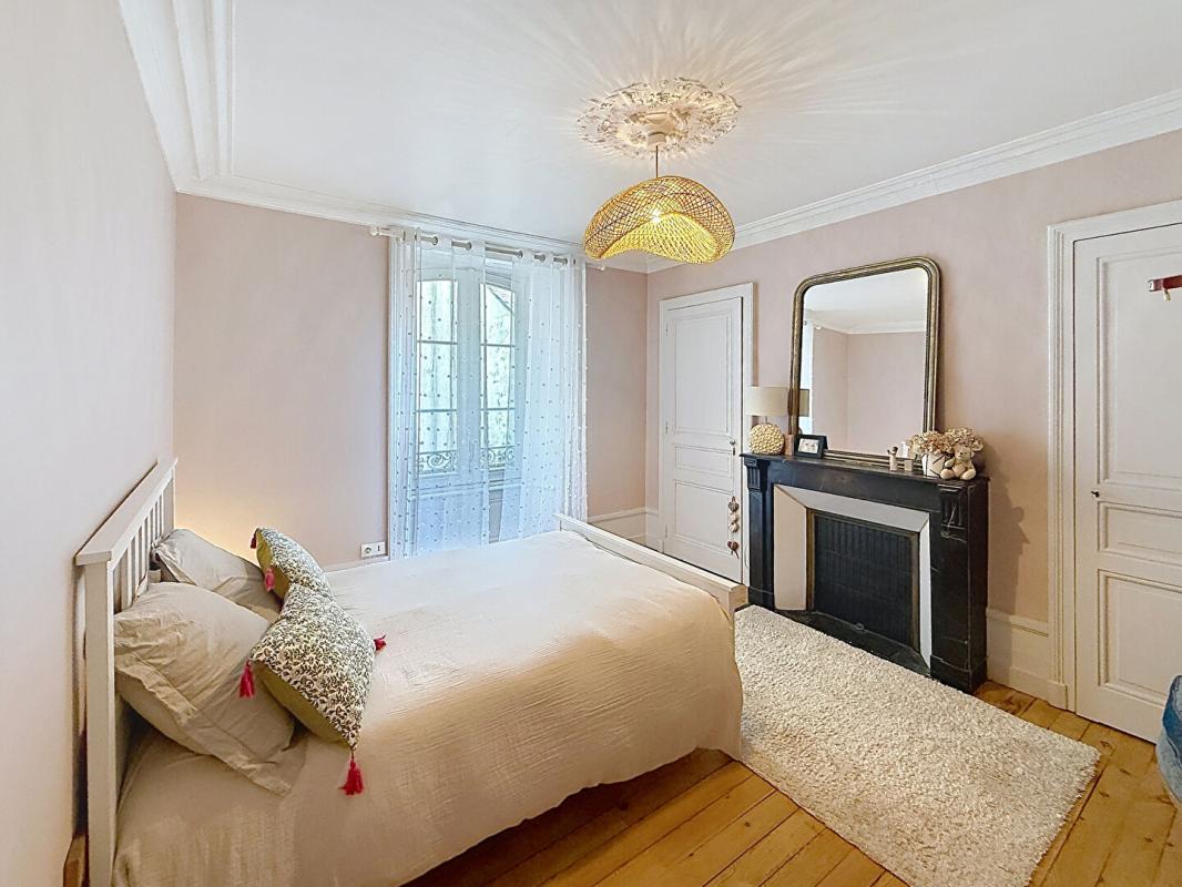 VANNES Appartement de caractère de 155 m² dans un ancien hôtel particulier. Vannes Hyper Centre 10