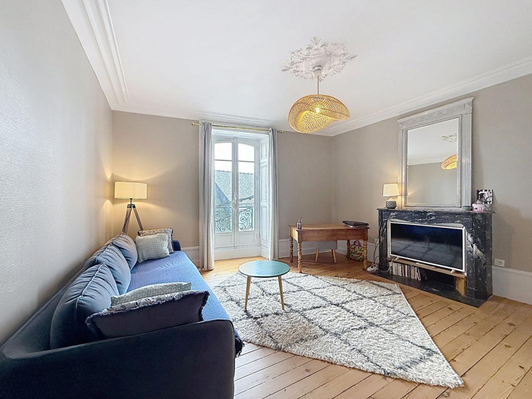 VANNES Appartement de caractère de 155 m² dans un ancien hôtel particulier. Vannes Hyper Centre 13