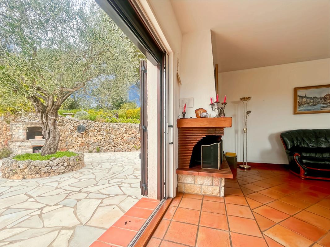 CARROS Nouvelle EXCLUSIVITE - VILLA DE CHARME AVEC PISCINE  - Terrain d'environ 2000 m2 - Calme absolu - proche Gattieres et Vence 7