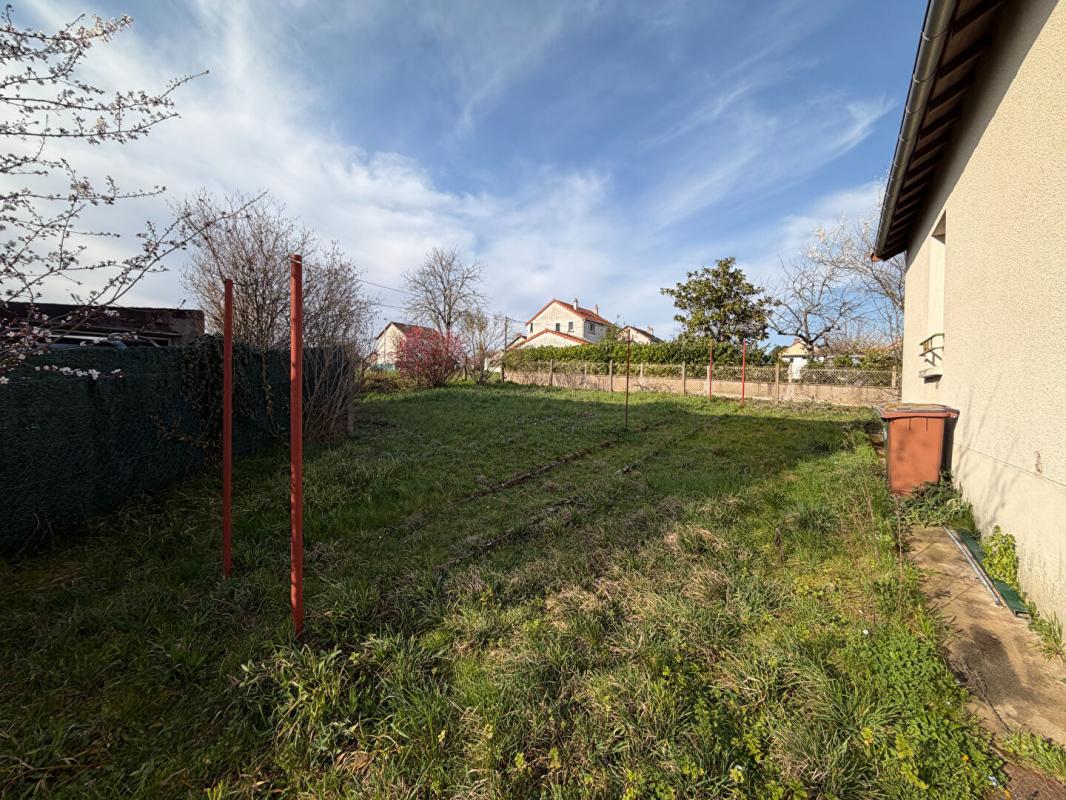 IMPHY Maison sur sous sol dans un quartier calme de la ville d'Imphy 4