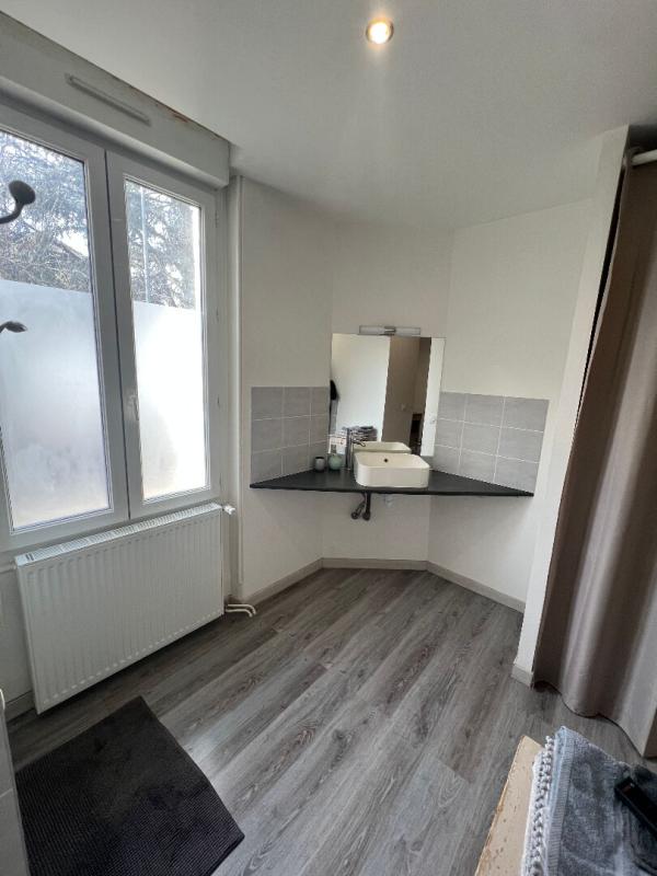 VALENCE Appartement Valence 2 pièce(s) 50 m2 11