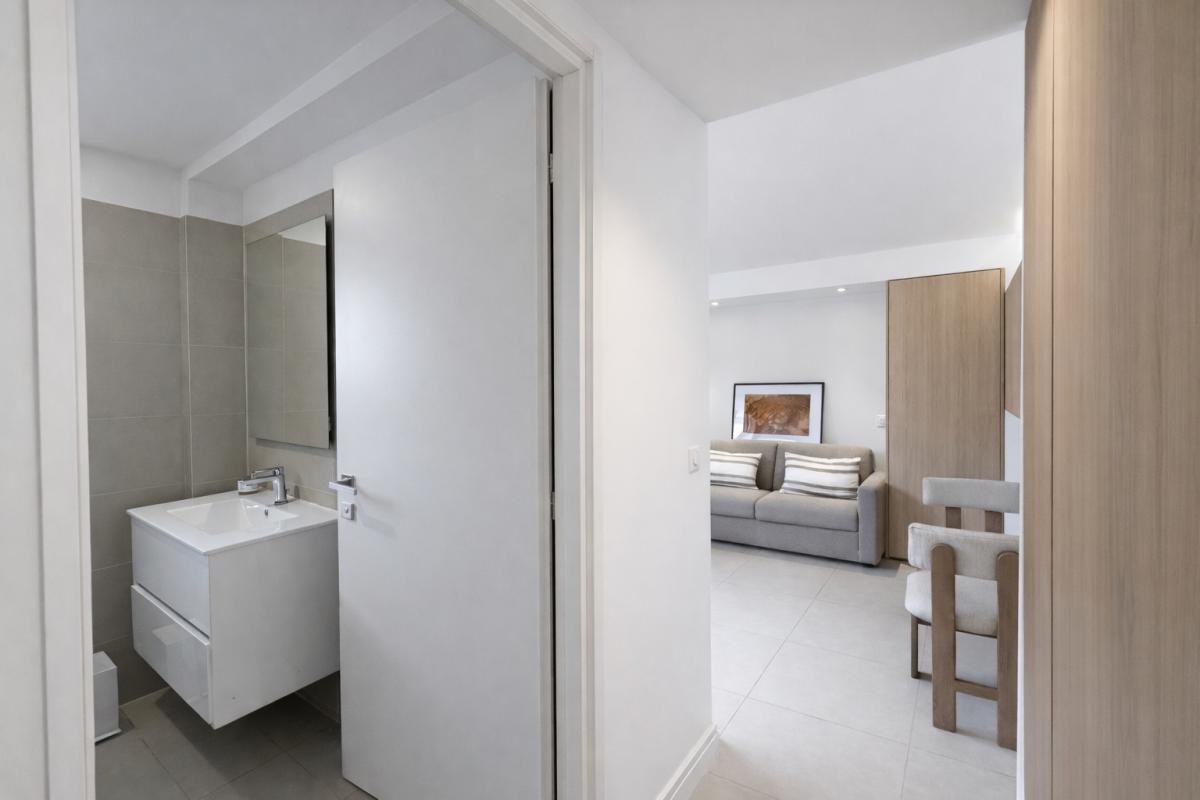 NICE Appartement studi Nice Mont Boron 1 pièce 18.70 m2 refait à neuf 4