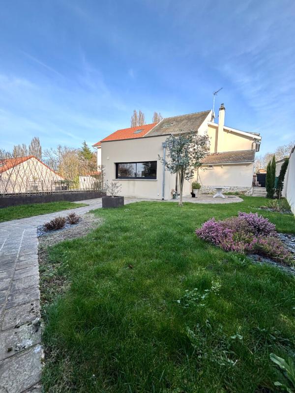 REIMS MONTAGNE DE REIMS Maison familiale + espace professionnel indépendantmcommerce 3