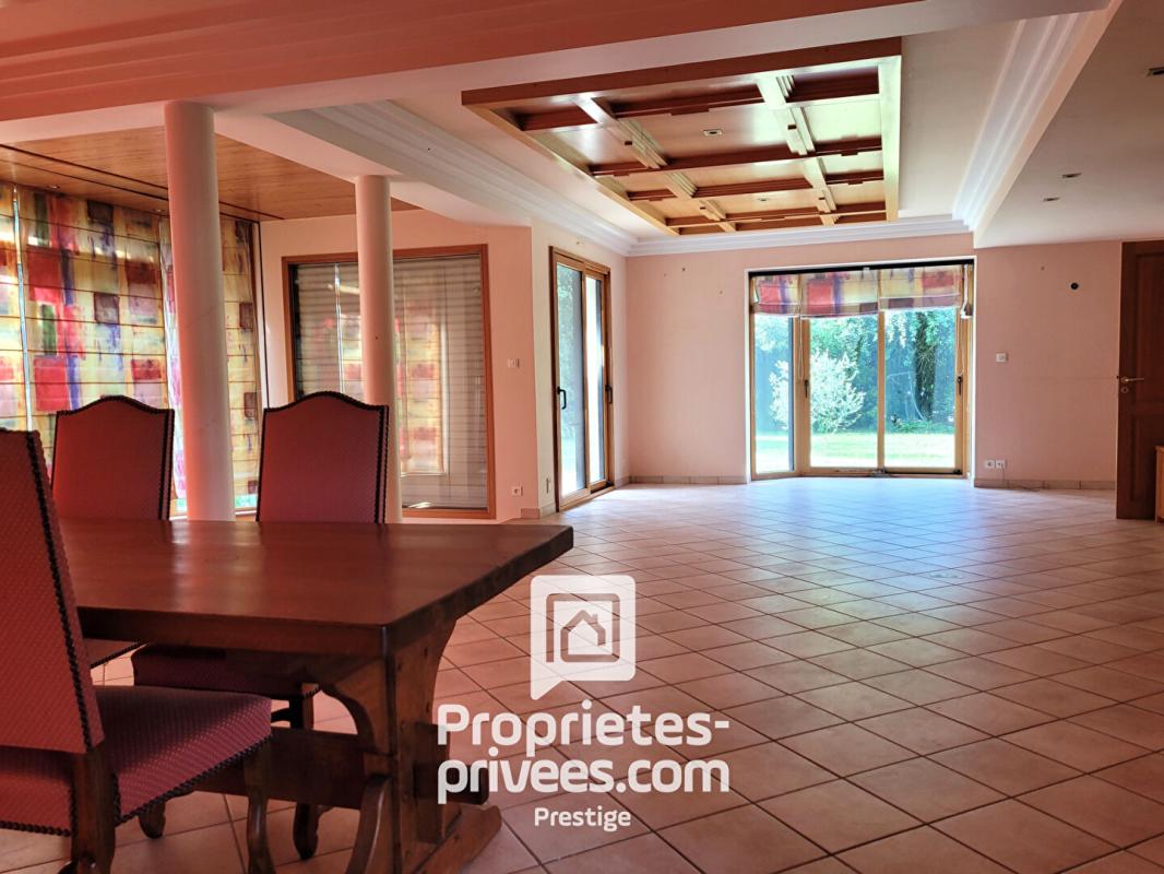 FOUESNANT 29170 FOUESNANT  CENTRE - Demeure familiale 5 chambres 6