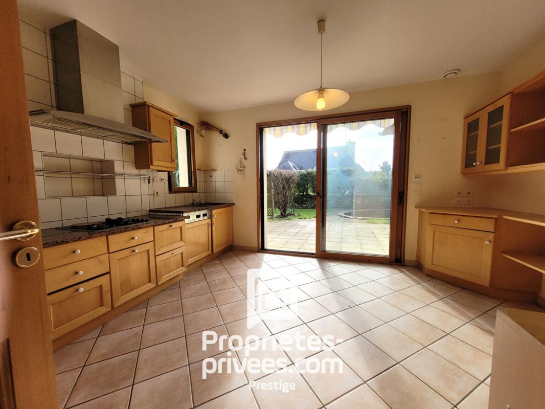 FOUESNANT 29170 FOUESNANT  CENTRE - Demeure familiale 5 chambres 8