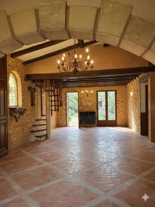 NOTRE-DAME-DE-SANILHAC Maison 8 pièces 180 m2, parc de 8700 M2 avec dépendances 6