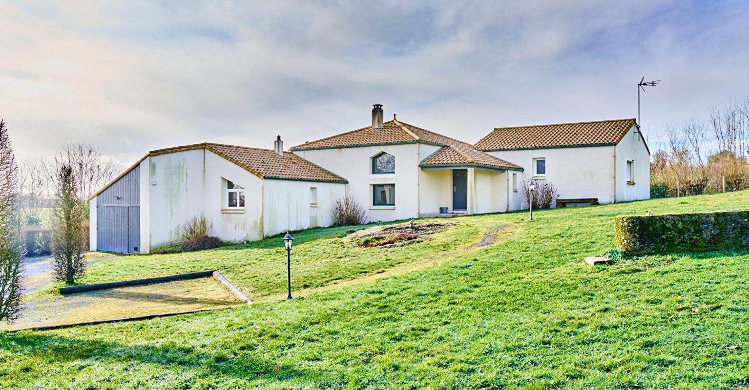 LA VERRIE Maison La Verrie 7 pièces 137 m2 13