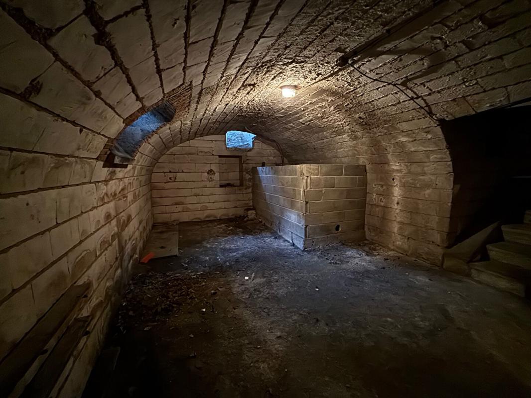 ARCIS-SUR-AUBE Appartement Arcis Sur Aube6 pièce(s) 140 m2 18