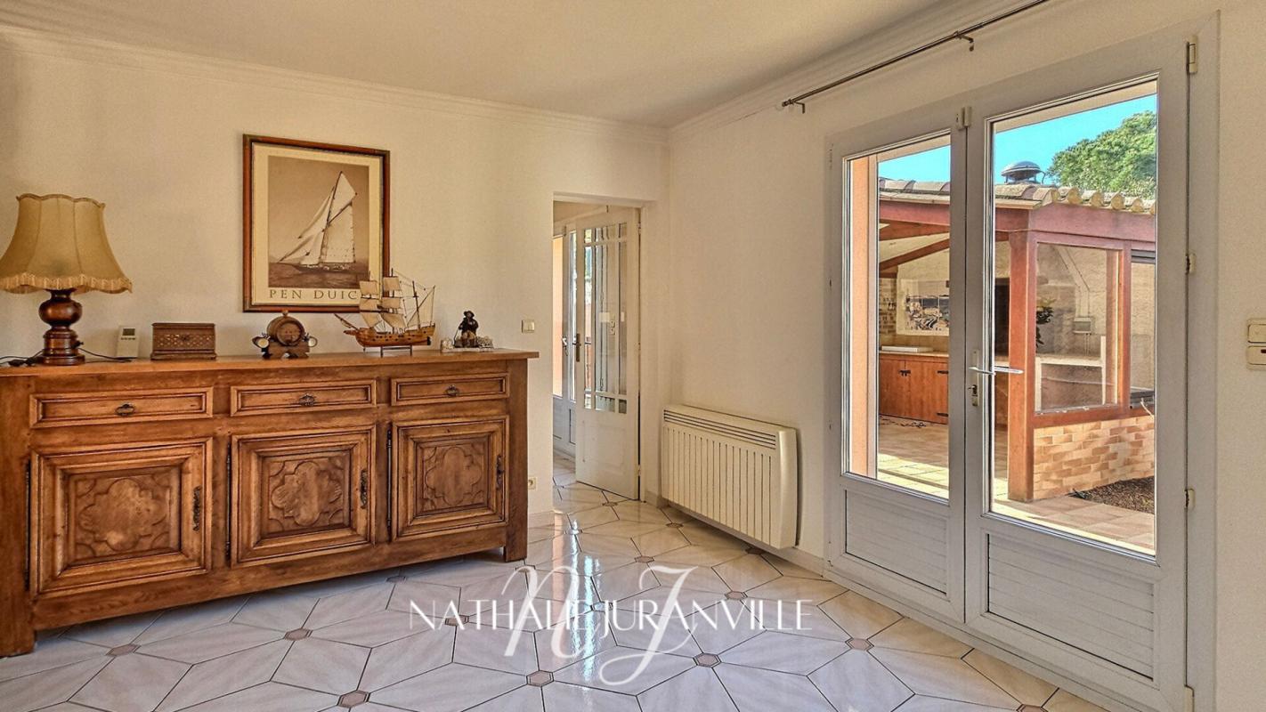 SAINT-CYPRIEN Charmante et spacieuse villa 6 pièces 190 m2 avec grand garage 4