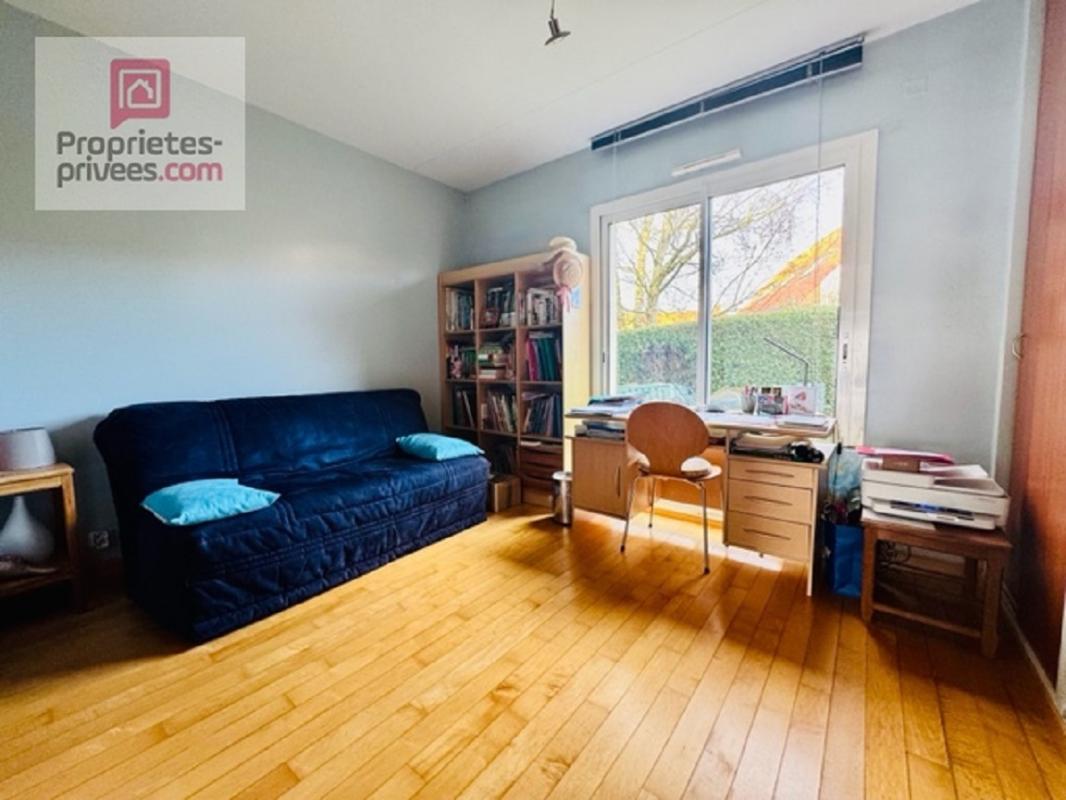 SALOUEL Pavillon - 8 pièces - 220 m2 6