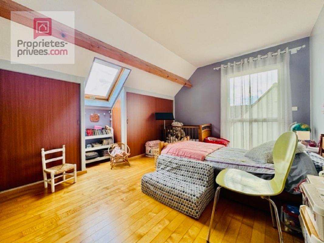 SALOUEL Pavillon - 8 pièces - 220 m2 9