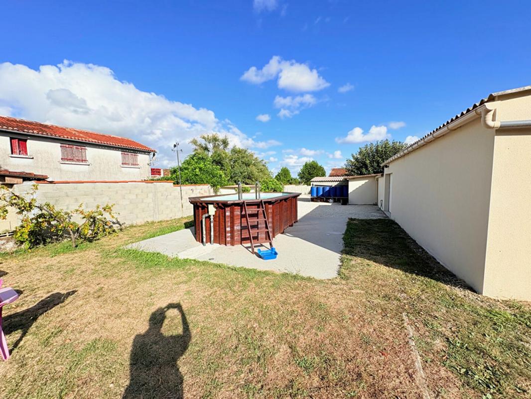 SAINTES EXCLUSIVITE Maison de plain pied 98 m2 3 chambres dans le centre de CHERAC 17610 15