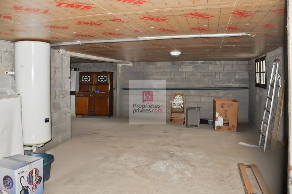 COSSE-LE-VIVIEN Maison sur sous sol complet 90 m2 6