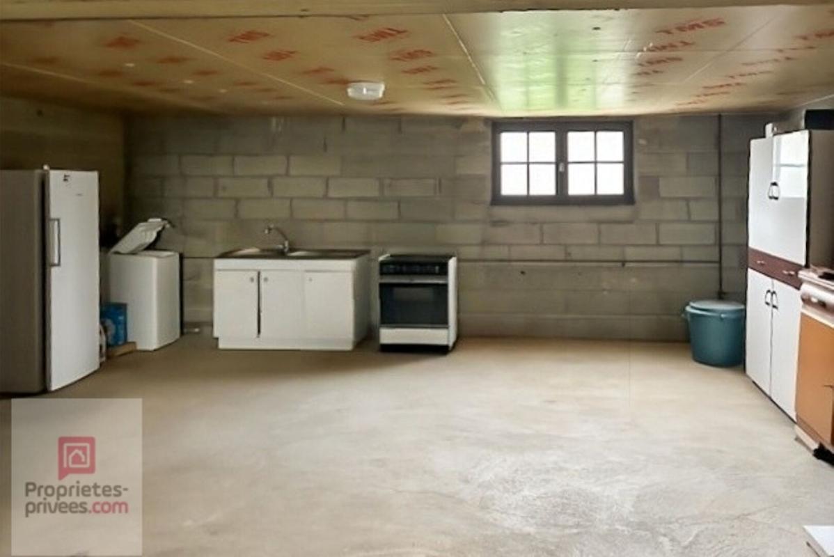 COSSE-LE-VIVIEN Maison sur sous sol complet 90 m2 9