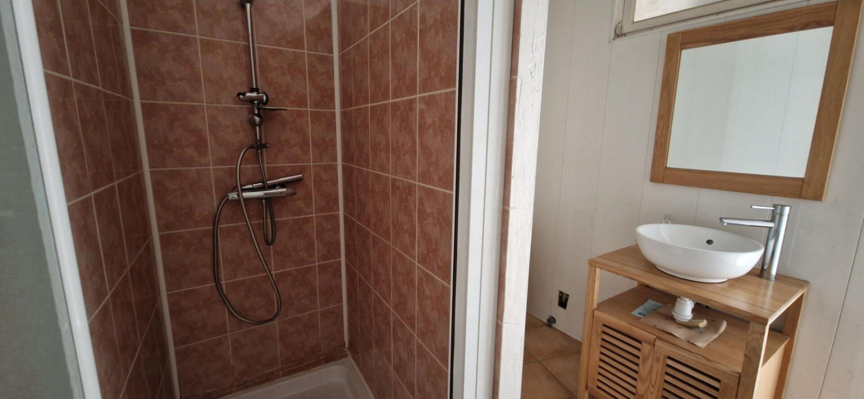 EYMET Maison en pierre centre ville d'Eymet 8