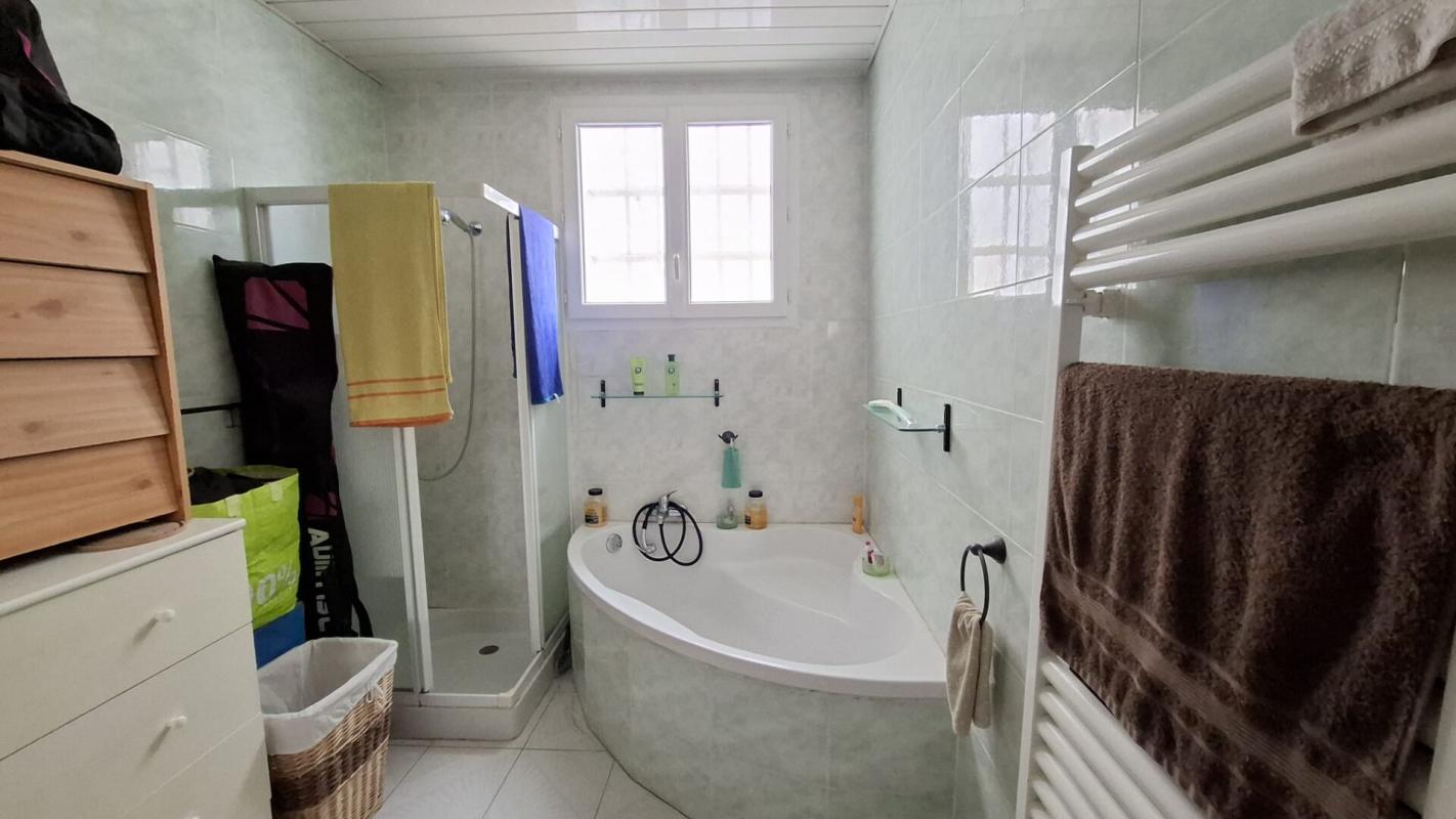 NEUILLY-SUR-SEINE Appartement Neuilly Sur Seine 3 pièces 79 m2 13