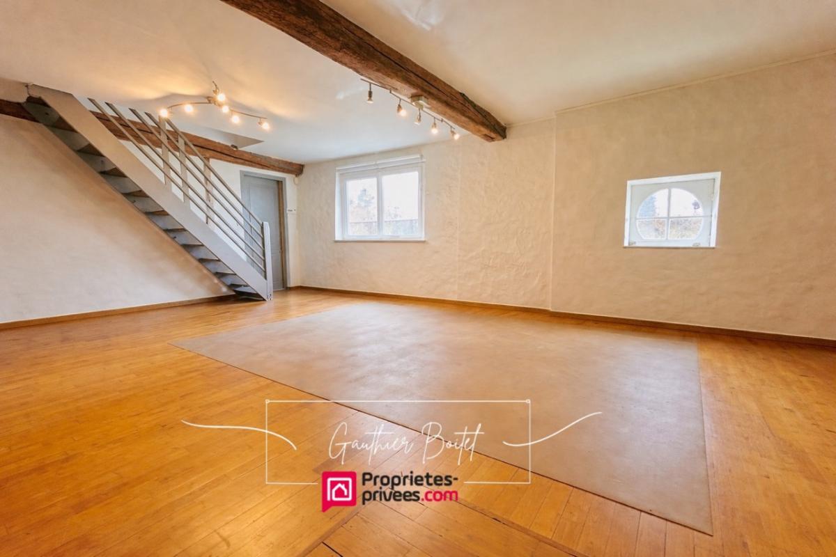 COULOMMIERS Longère proche Coulommiers 9 pièce(s) 250 m2 11